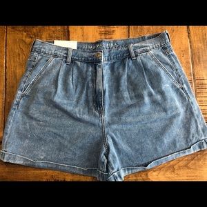 American Eagle Mom Shorts NWT